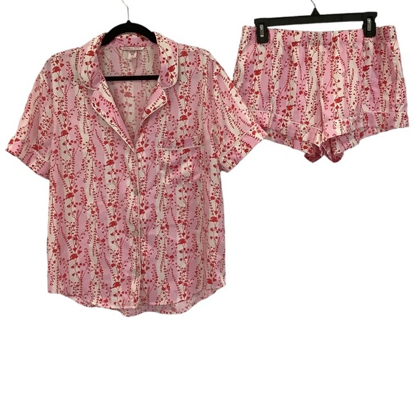 Victoria's Secret Other - Victoria’s Secret Pink Red White M Short Sleeve Button Top And Short Pajama Set